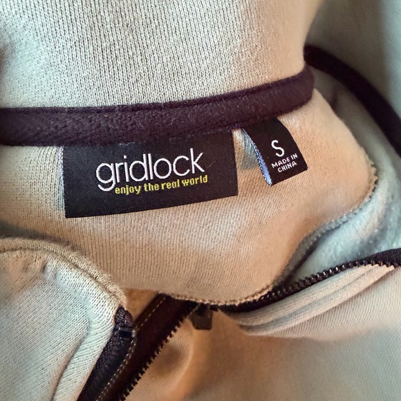 Gridlock Sweatsuit NWOT - Picture 2 of 3